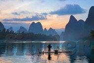 足球比分零比零-零比零，足球场上的静默交响曲